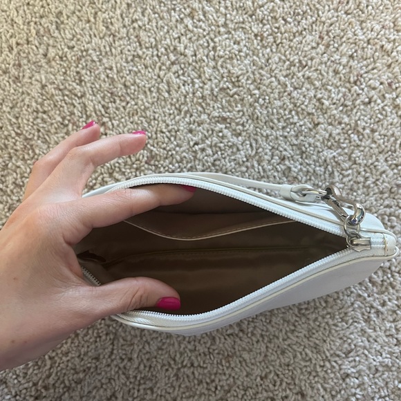 NWT Coach Leather Wristlet - Picture 6 of 9